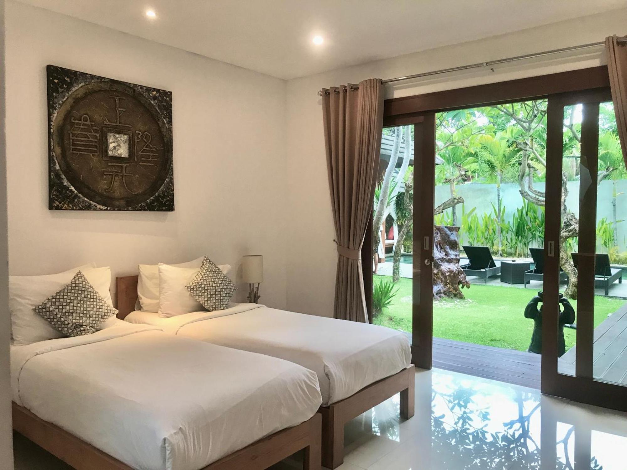 Nil Villa Seminyak Екстериор снимка