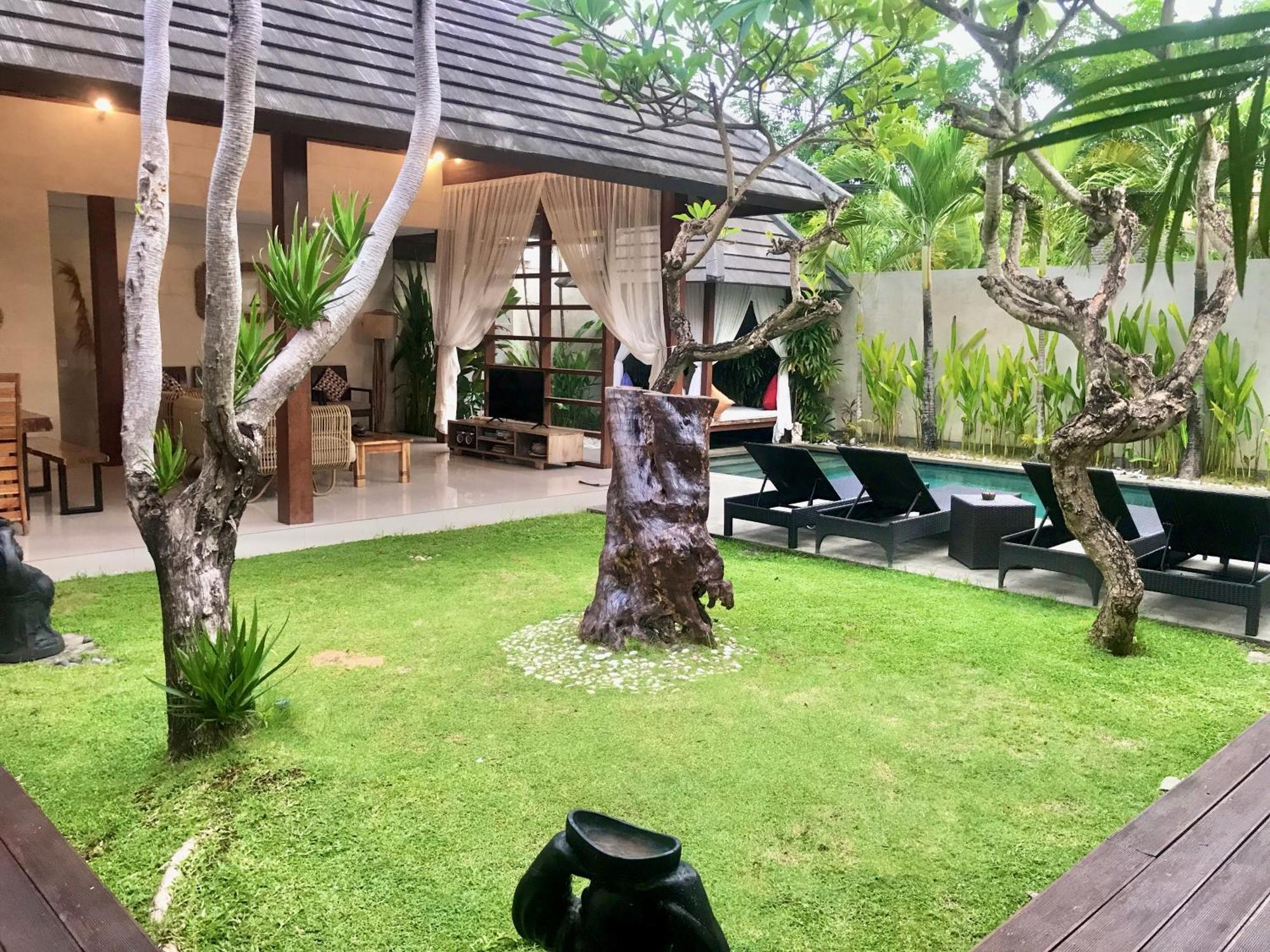 Nil Villa Seminyak Екстериор снимка