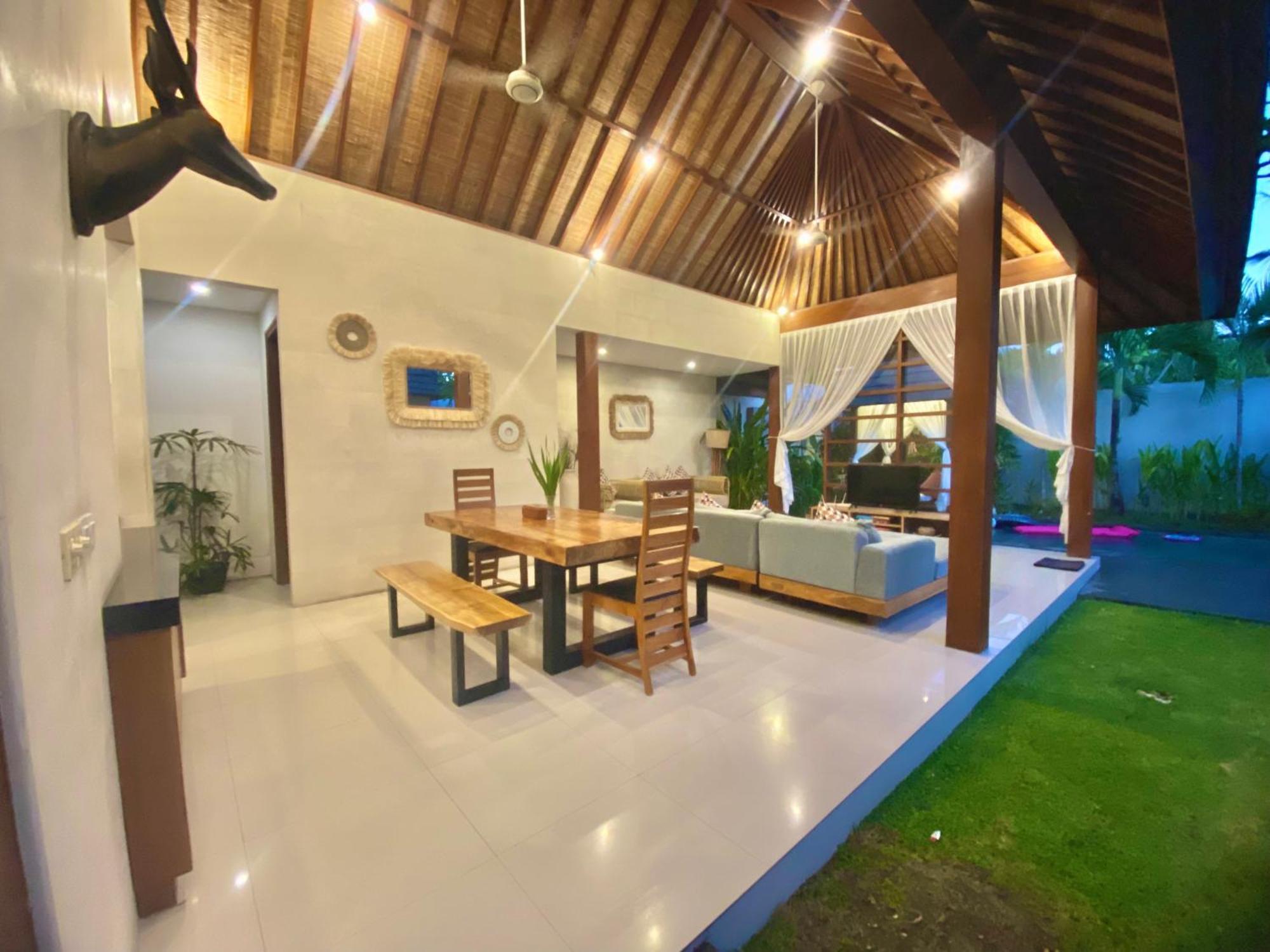 Nil Villa Seminyak Екстериор снимка
