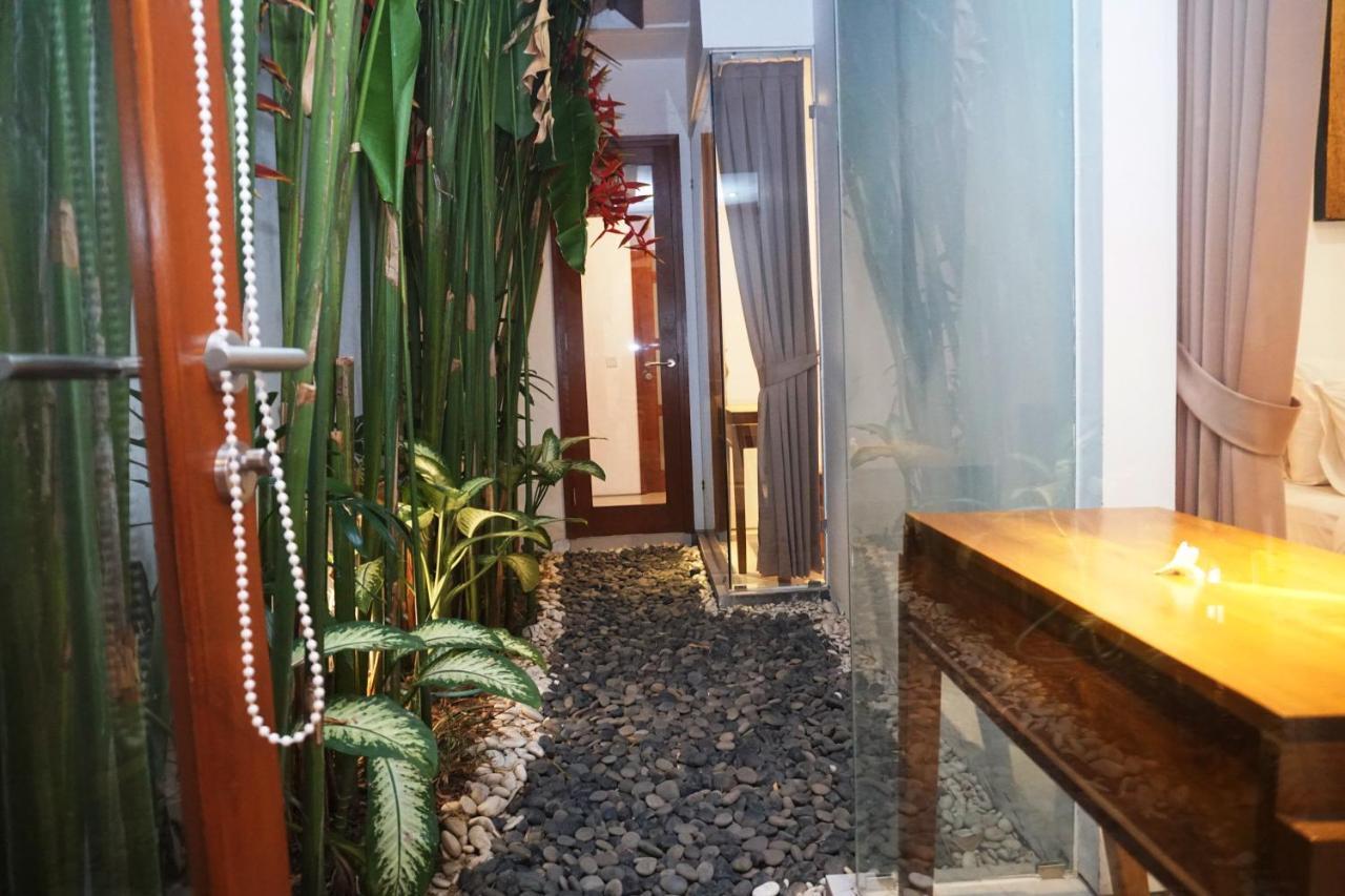 Nil Villa Seminyak Екстериор снимка